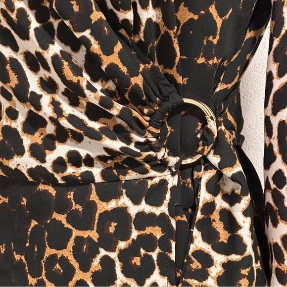 Joseph Ribkoff Leopard Wrap Top D Ring Balloon Sleeves Blouse Brown Size 6 Small - Picture 10 of 15